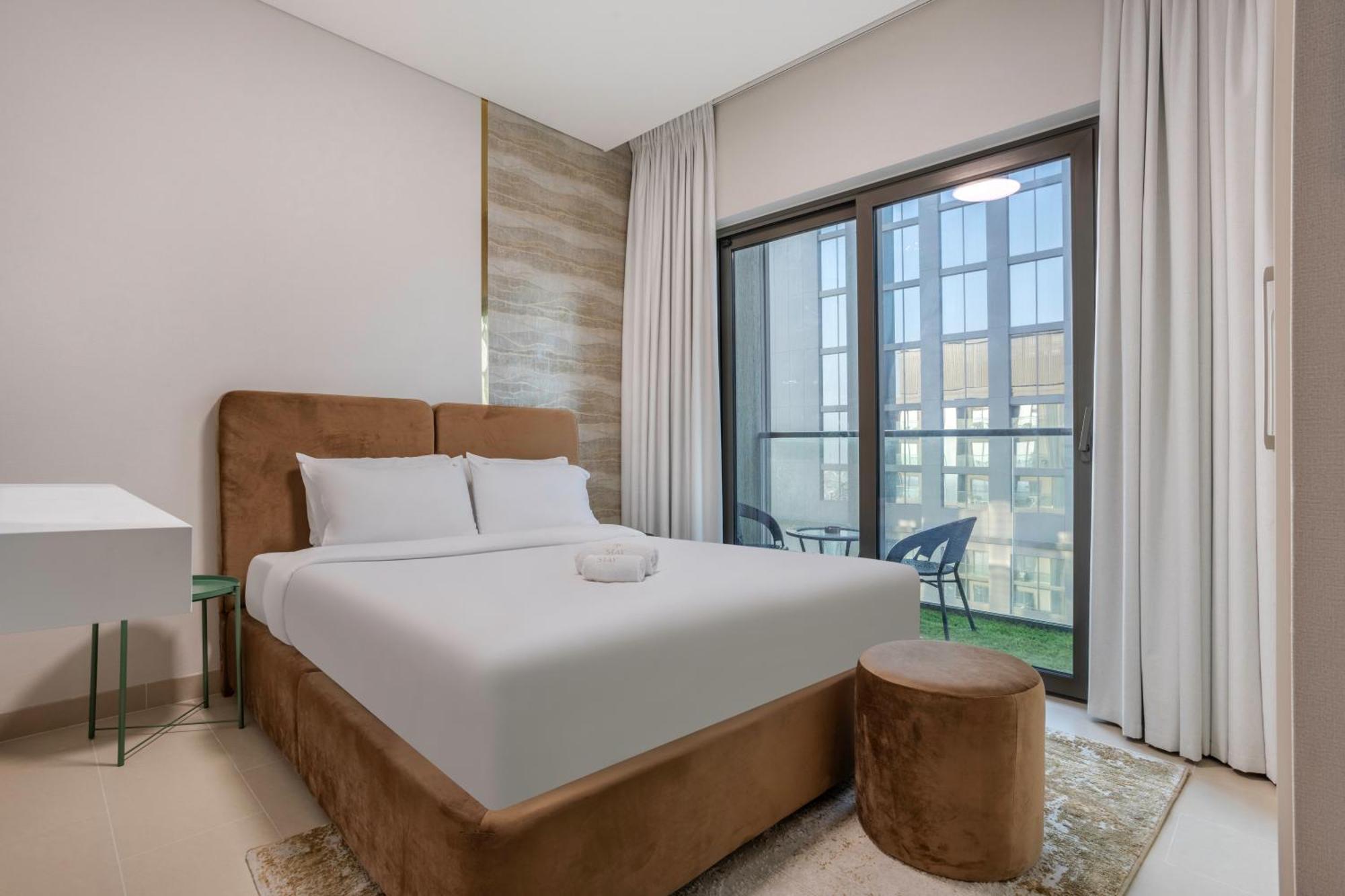Stay By Latinem Luxury 1Br Plus Study Holiday Home Cv A2712 Near Downtown 迪拜 外观 照片