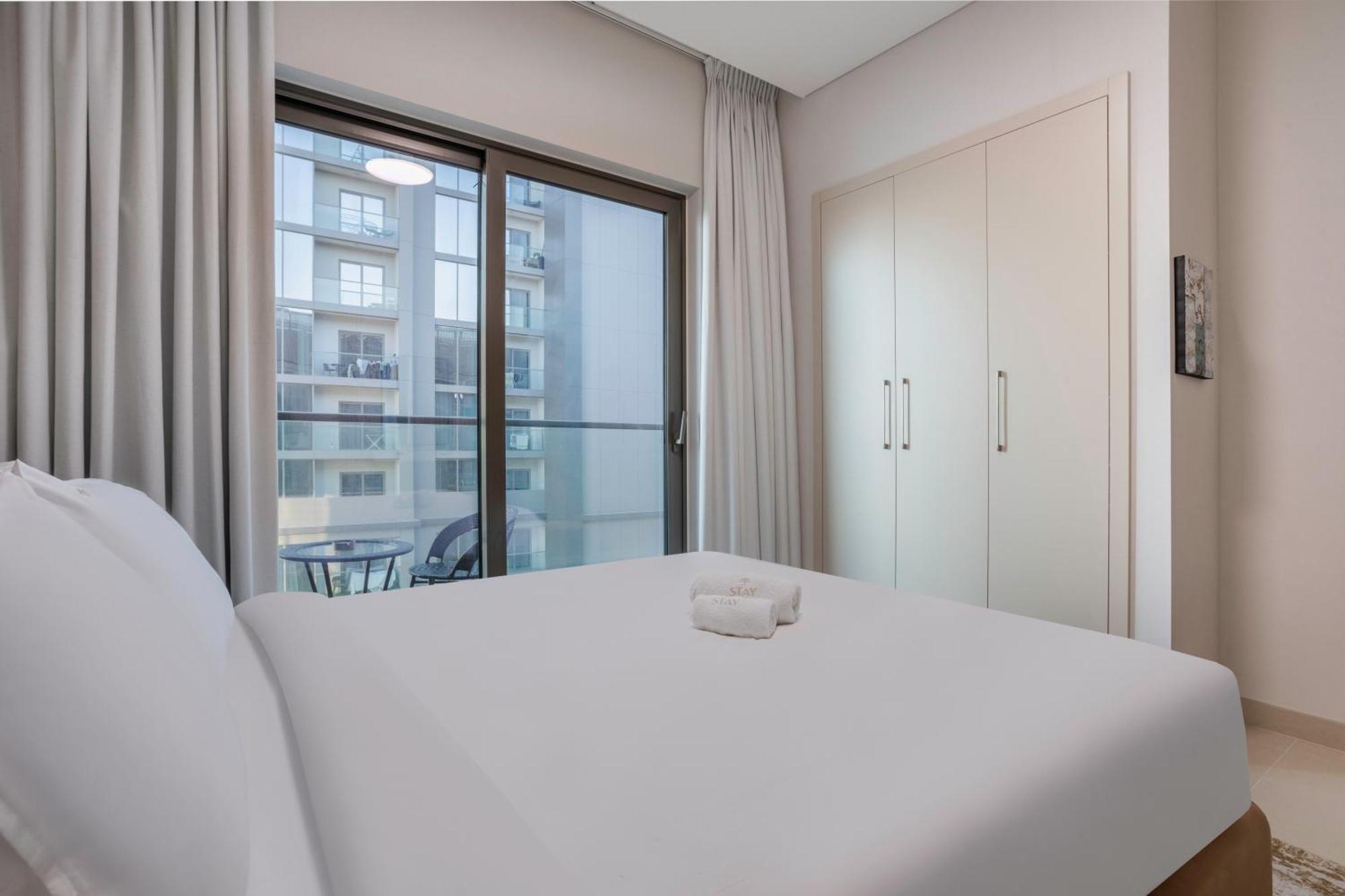 Stay By Latinem Luxury 1Br Plus Study Holiday Home Cv A2712 Near Downtown 迪拜 外观 照片